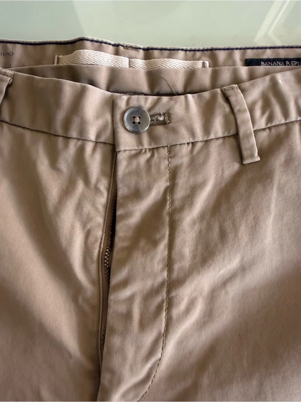 Banana Republic Men's Khaki Straight-Leg Chinos - Light Brown